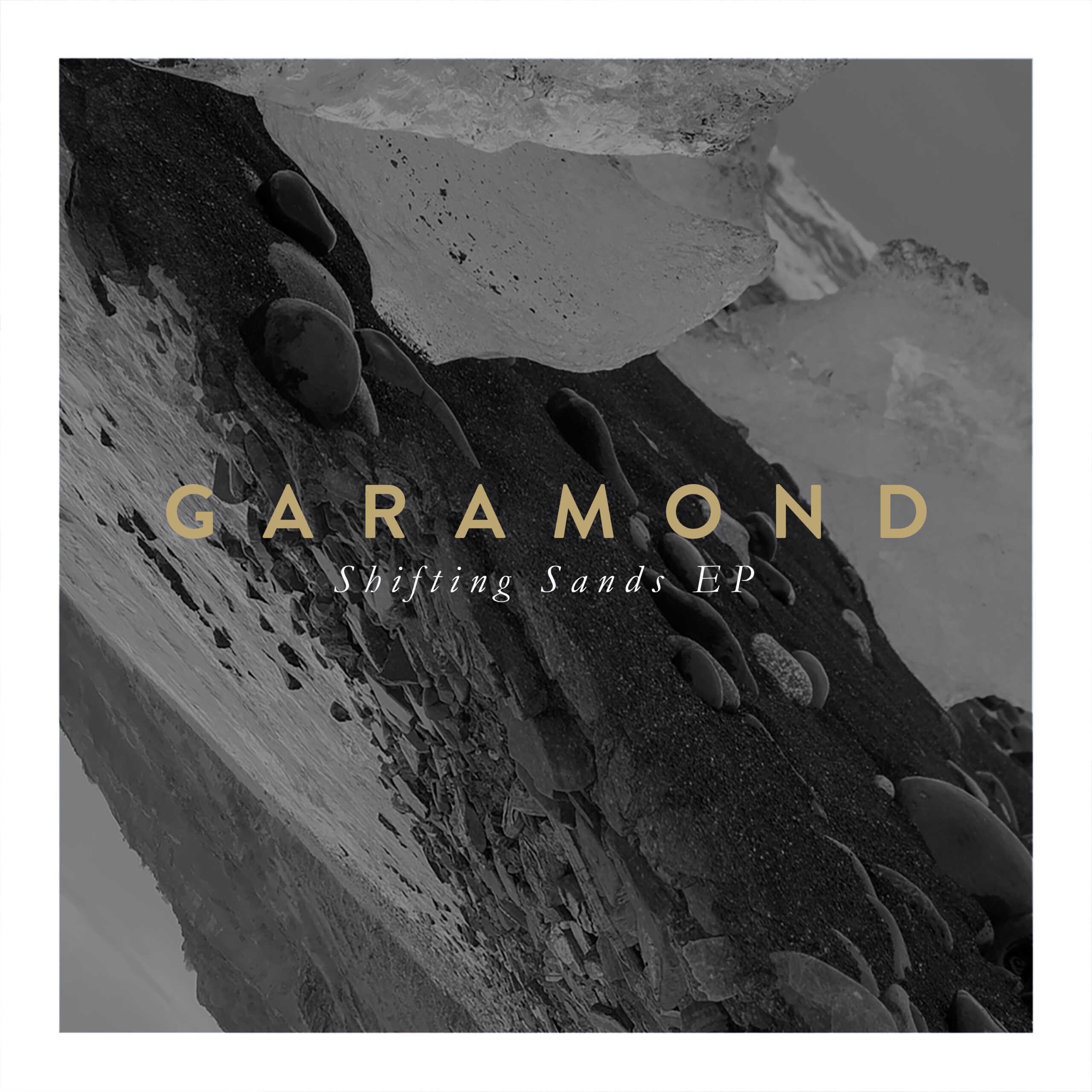 Garamond_Shifting Sands_3000px_V5